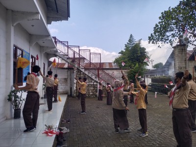 Latihan Pramuka Sandi Semapor